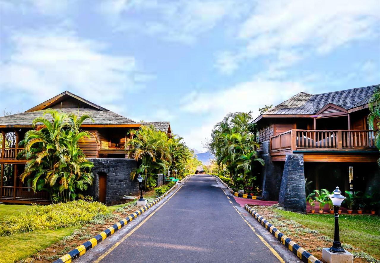 แอมบี แวลเลย์ ซิตี้ Hotel โลนาวาลา ภายนอก รูปภาพ