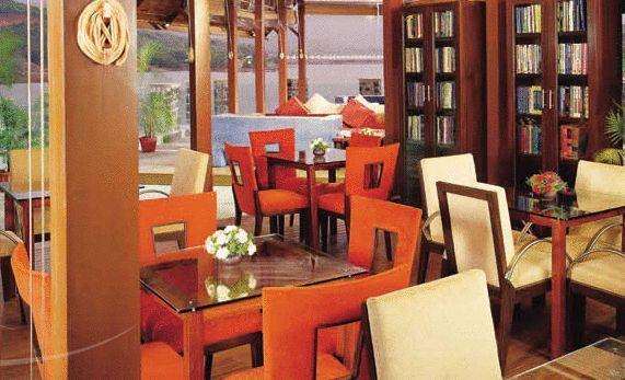 แอมบี แวลเลย์ ซิตี้ Hotel โลนาวาลา ภายนอก รูปภาพ Library